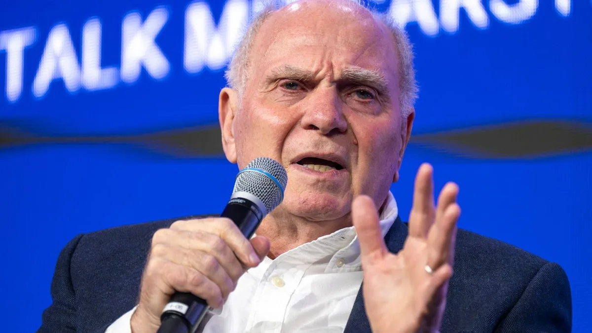 Bayern-Ehrenpräsident: Hoeneß zu Klopp: Man darf nicht glauben, dass er Messias ist