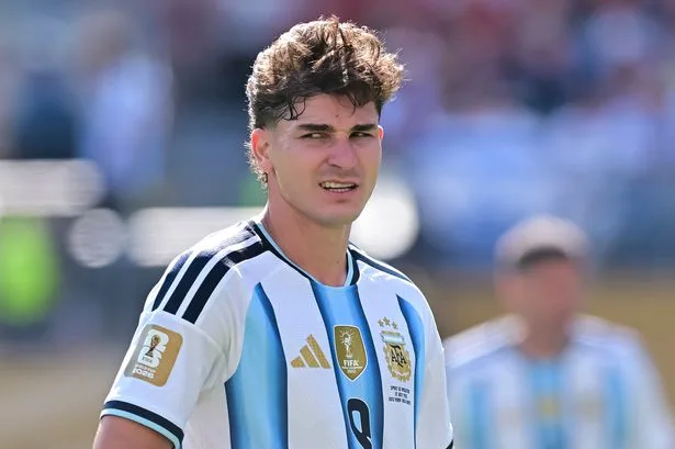 Arsenal news: Mikel Arteta ‘closing in’ on trio as Julian Alvarez transfer twist emerges