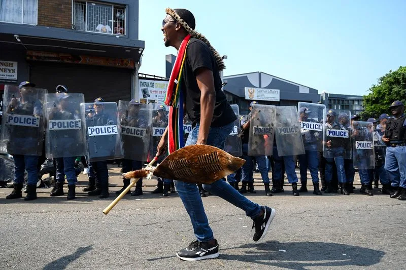 ANTI-FOREIGNER UNREST: Home Affairs scraps asylum seeker directive after violence in Durban and Soweto