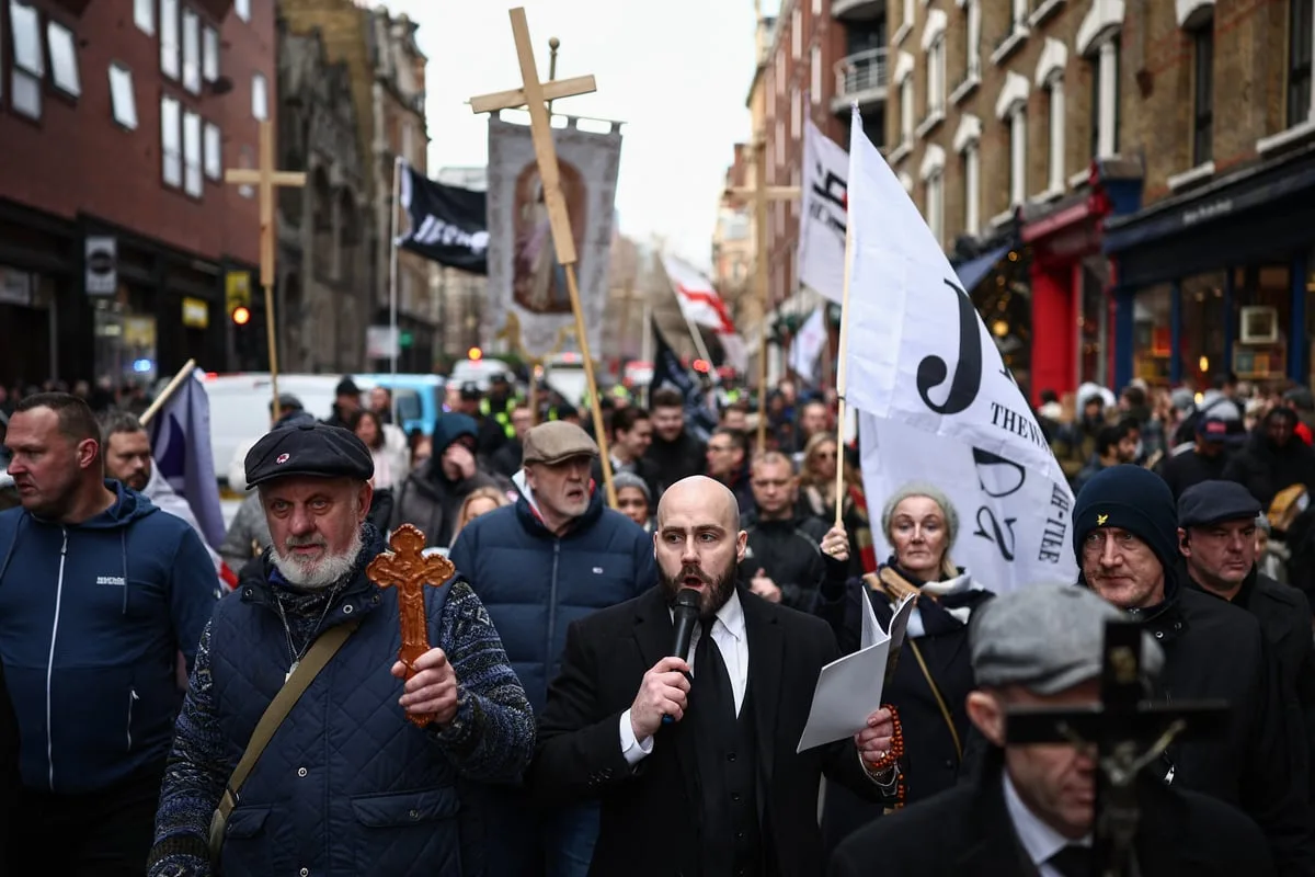 Met Police restrict UKIP anti-Islam protest in London this weekend over 'serious disorder' fears