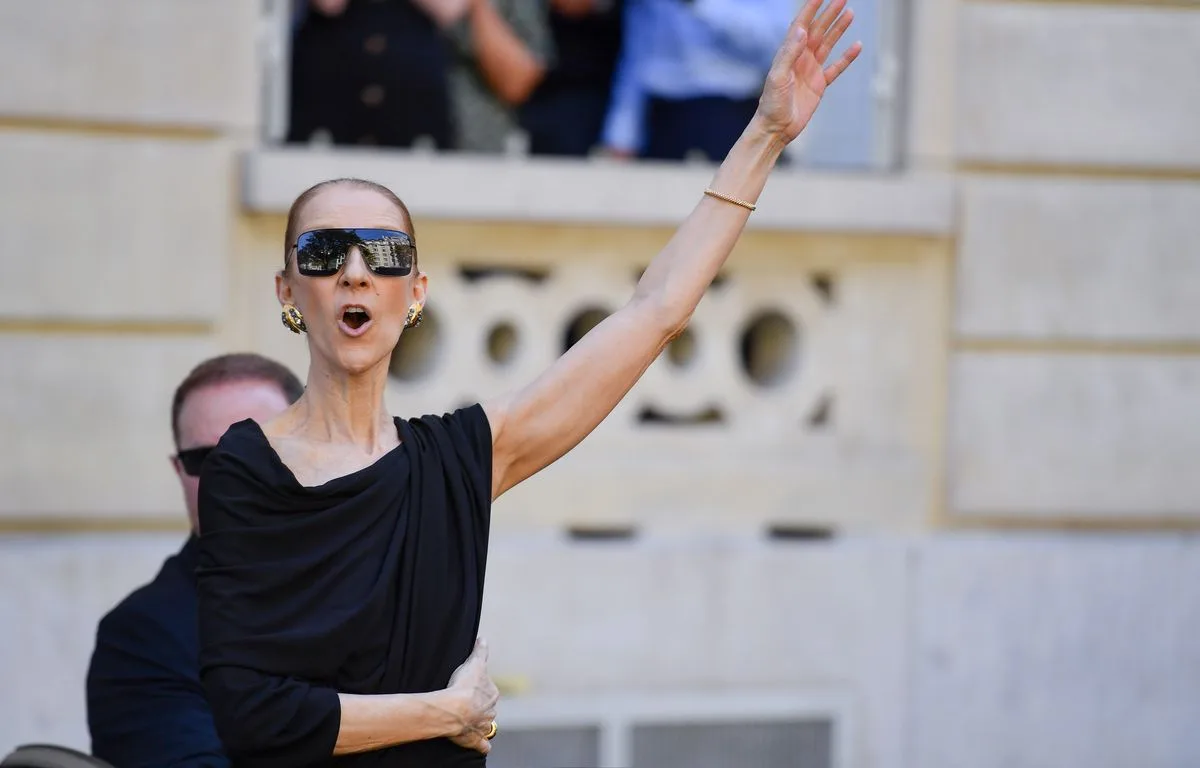 Céline Dion à Paris : « Elle va retourner quand chez elle ? »… La diva fait son one woman show