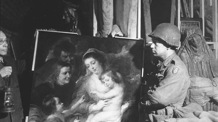 Biens culturels spoliés : restituer répare-t-il le passé ?