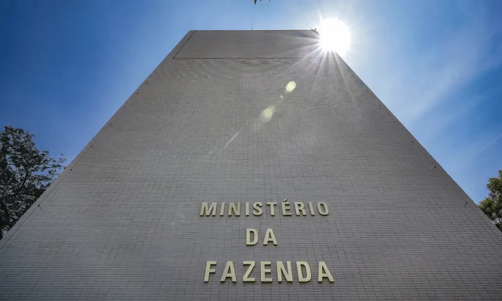 Equipe econômica prevê R$ 133,8 bilhões em investimentos no Orçamento de 2027