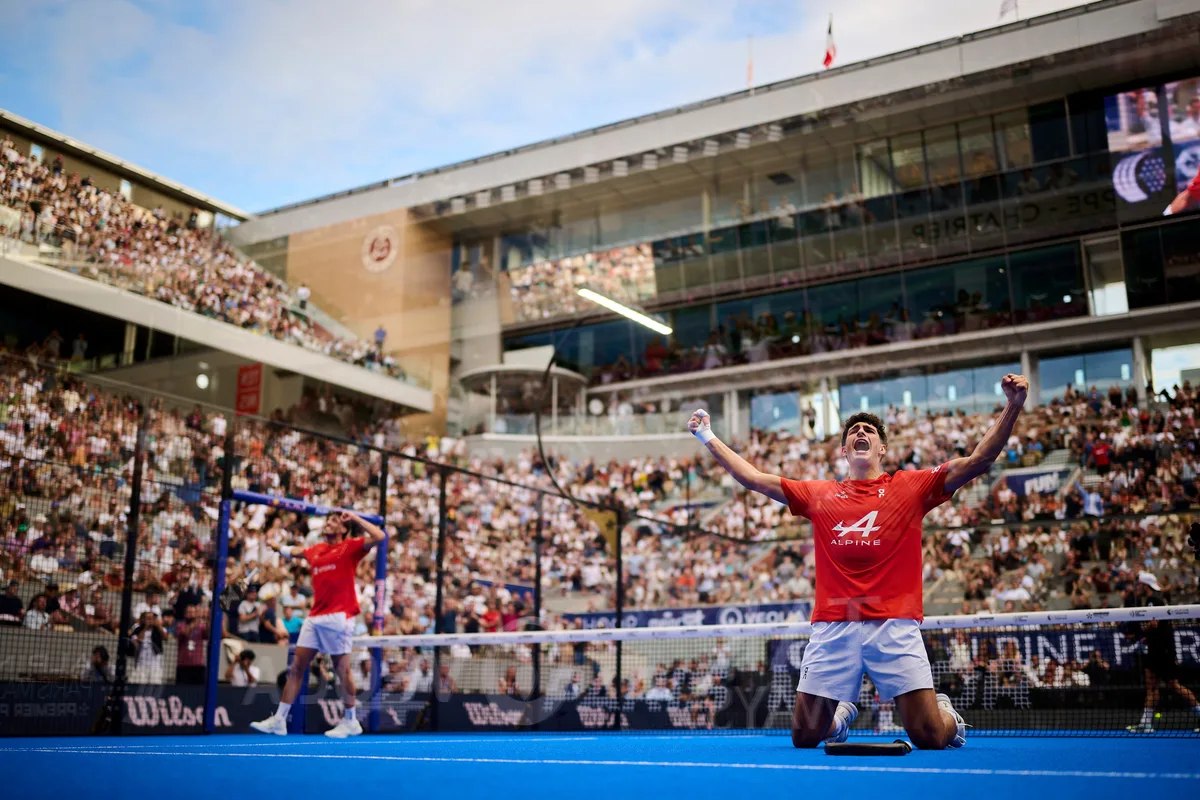 La definición del Premier Padel en París: de los toques mágicos de Agustín Tapia a la bestialidad de Alejandro Galán