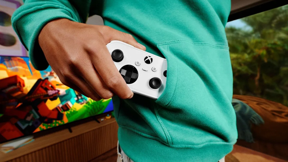 Xbox just dropped a retro mini controller — where to preorder this adorable little guy