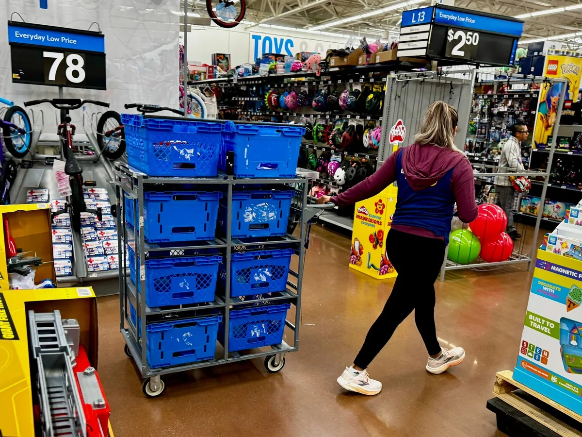 Walmart reverses an earlier limit on the height of order fulfillment carts in stores