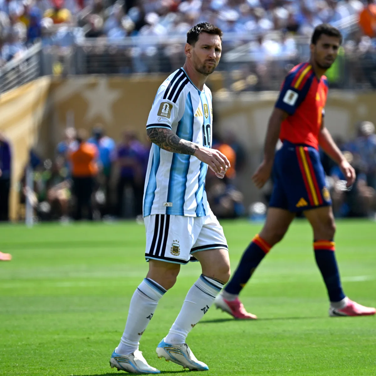 Lionel Messi’s Retirement From Soccer Sparks Heartbreak Across Argentina