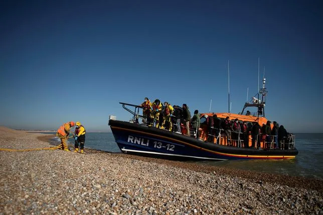 Les sauveteurs bénévoles, nouvelle cible des groupuscules antimigrants au Royaume-Uni