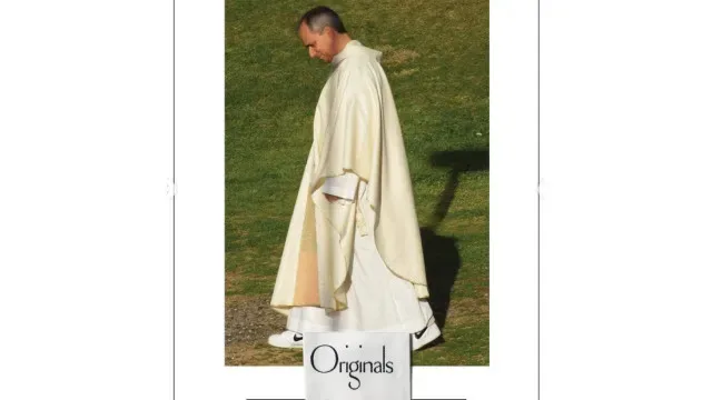 Papa Leão na lista dos mais bem vestidos da Vanity Fair por este look