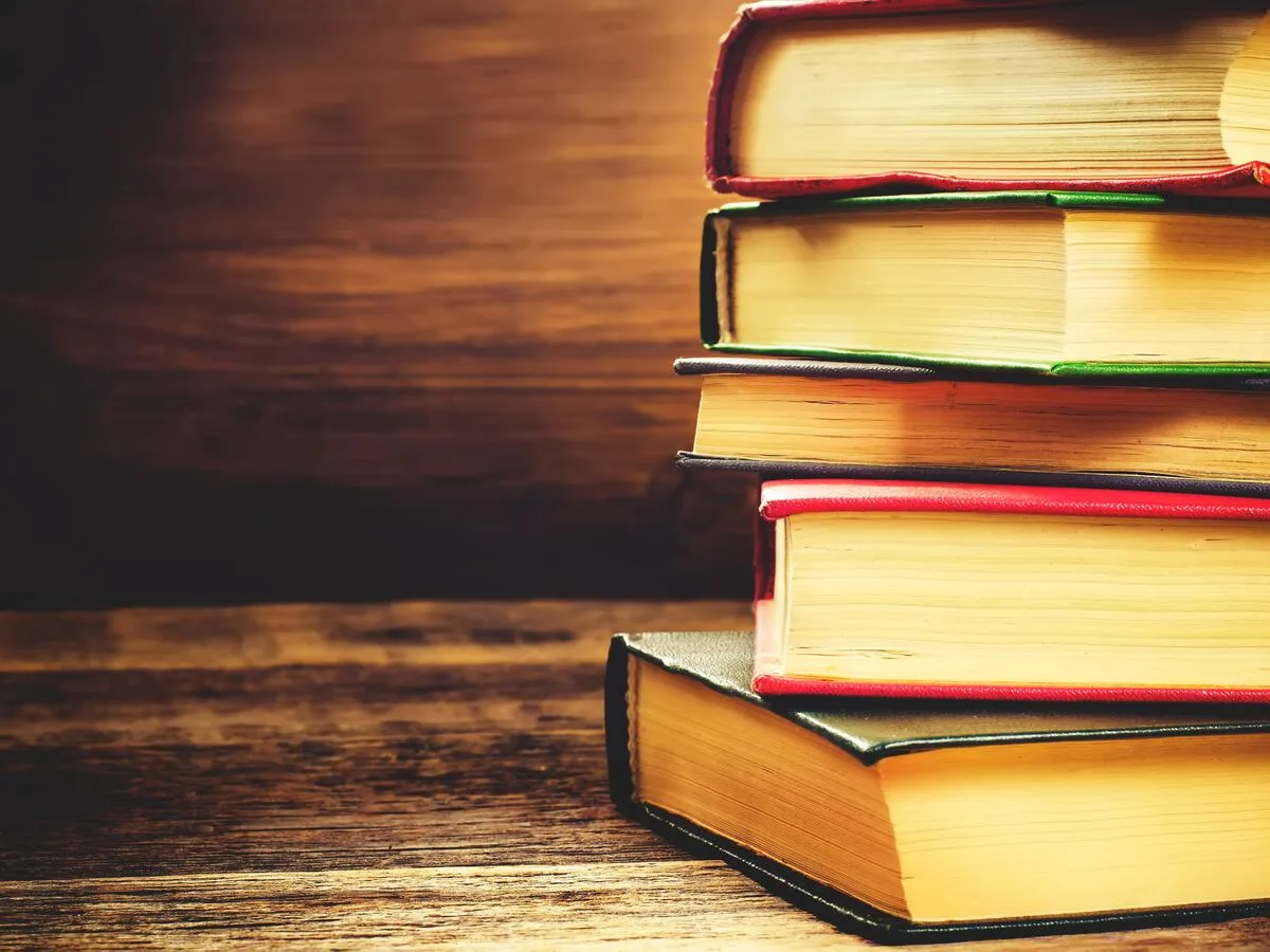 Provinces get go-ahead to use controversial textbook catalogue
