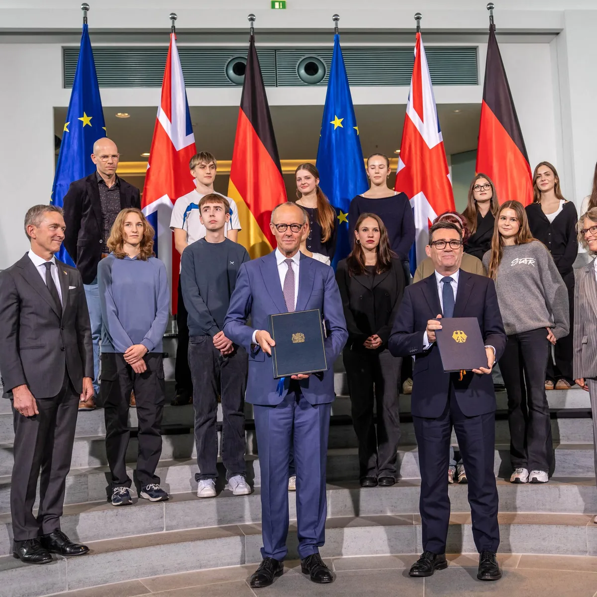 Antrittsbesuch - Britisch-Deutscher Freundschaftsvertrag in Kraft gesetzt