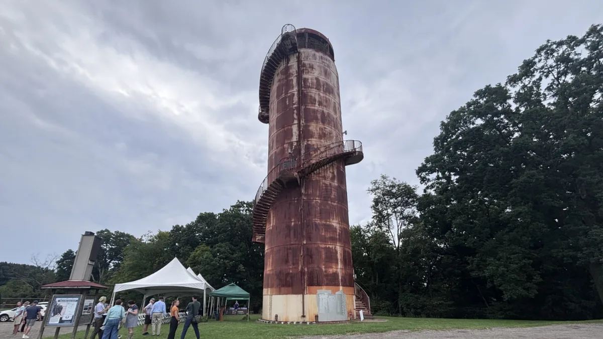 In 1937, Pittsburgh built a 102-foot water tank that doubled as a park lookout