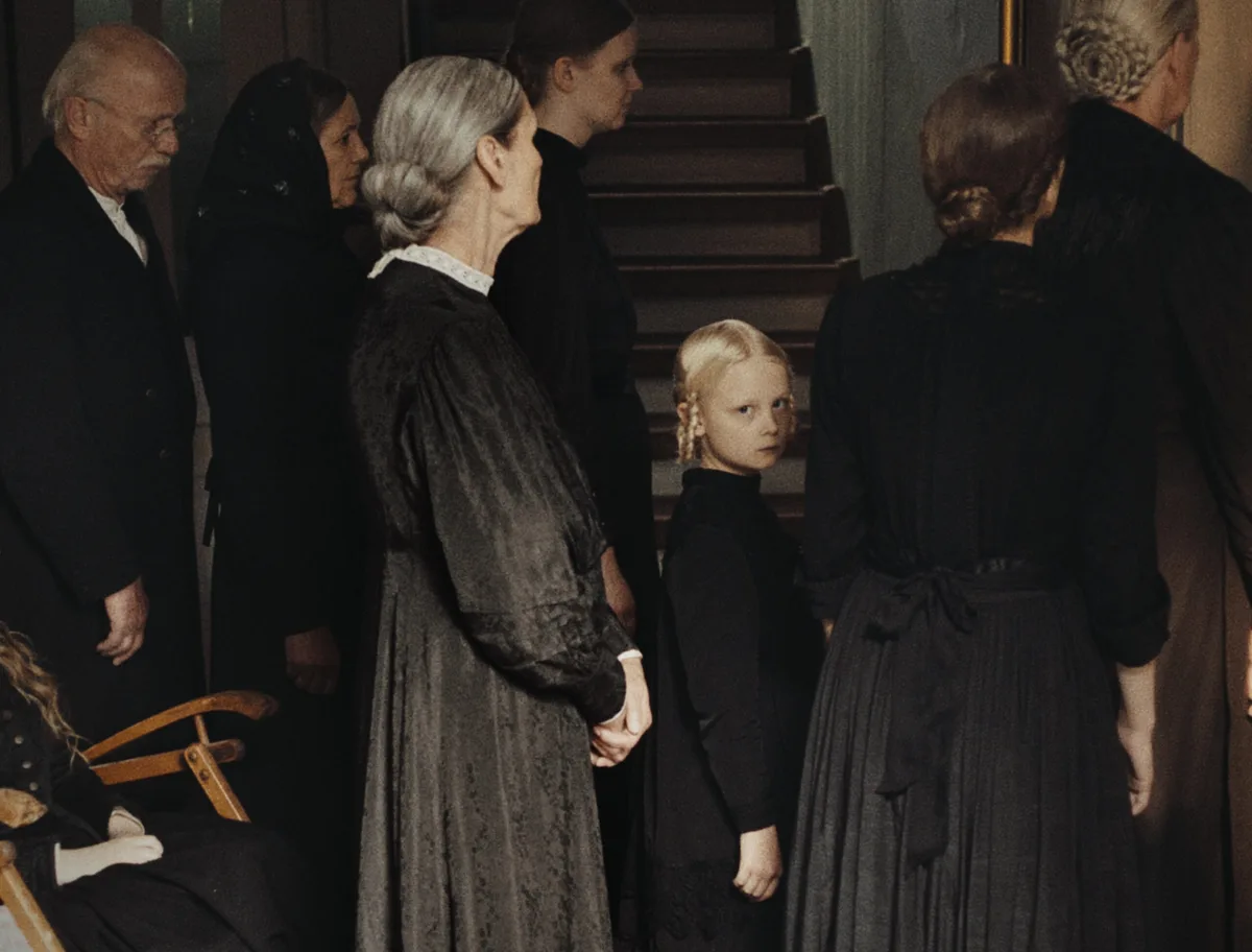 Llega a plataformas la película alemana que compartió premio con ‘Sirat’ en Cannes: una clase magistral de cine, tan dura como hipnótica