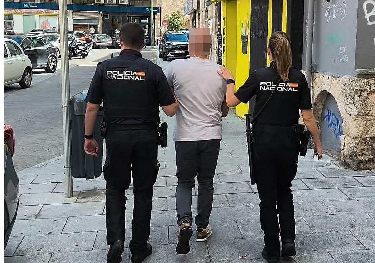 Detenidos dos hermanos por tres atracos a punta de pistola en bares de Burgos
