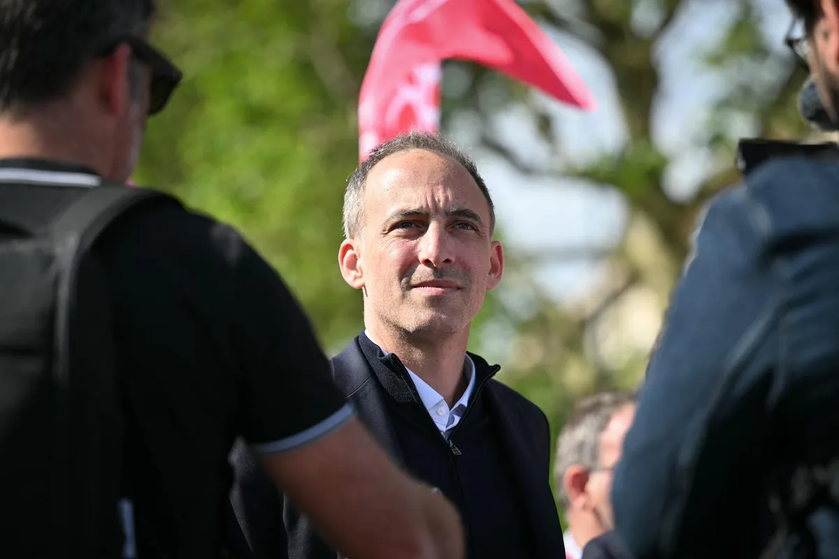 Glucksmann officialise sa candidature à la présidentielle