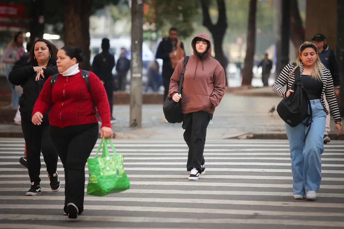 Gangorra do tempo na cidade de SP: terça tem frio e garoa, mas temperatura sobe e chega a 27ºC na quinta