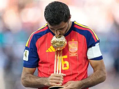 Barcelona set to sign Rodri after agreeing to deal with Man City, AP source says