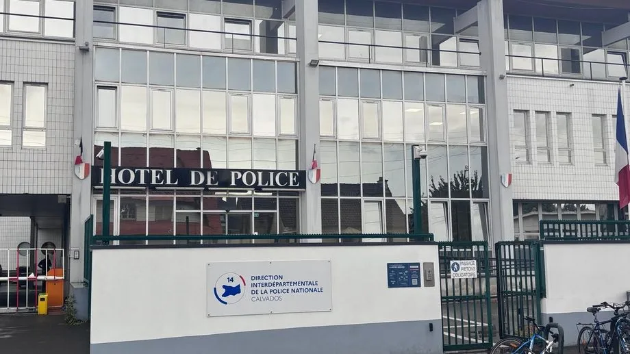 Une voiture fonce sur des piétons à Caen : garde à vue prolongée pour le suspect, une victime en soins intensifs