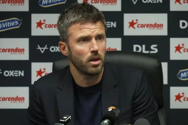 Michael Carrick snaps at reporter for 'ridiculous' Man Utd question after Hull defeat