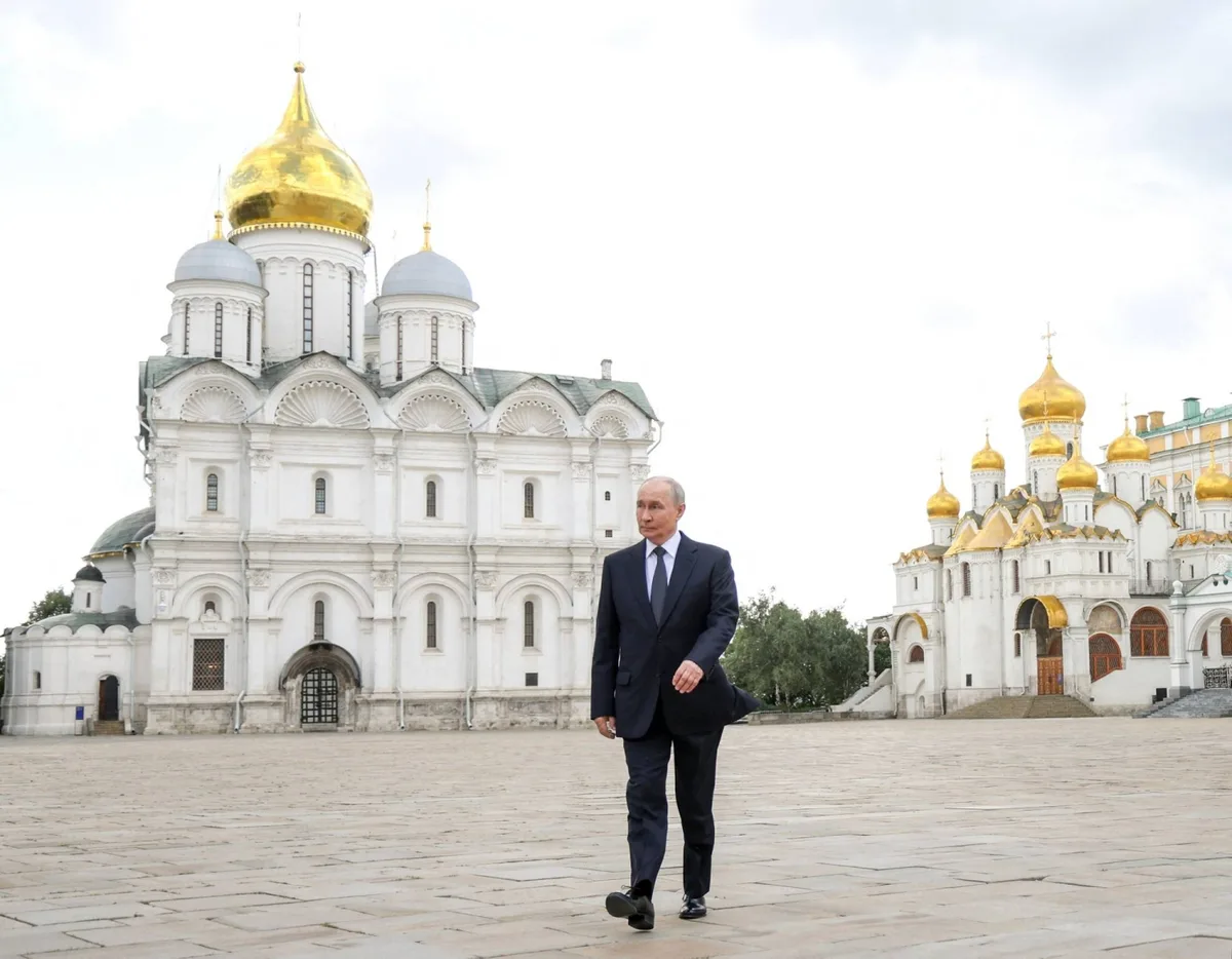 Putin wants to draft 300,000 new troops, Zelenskyy says