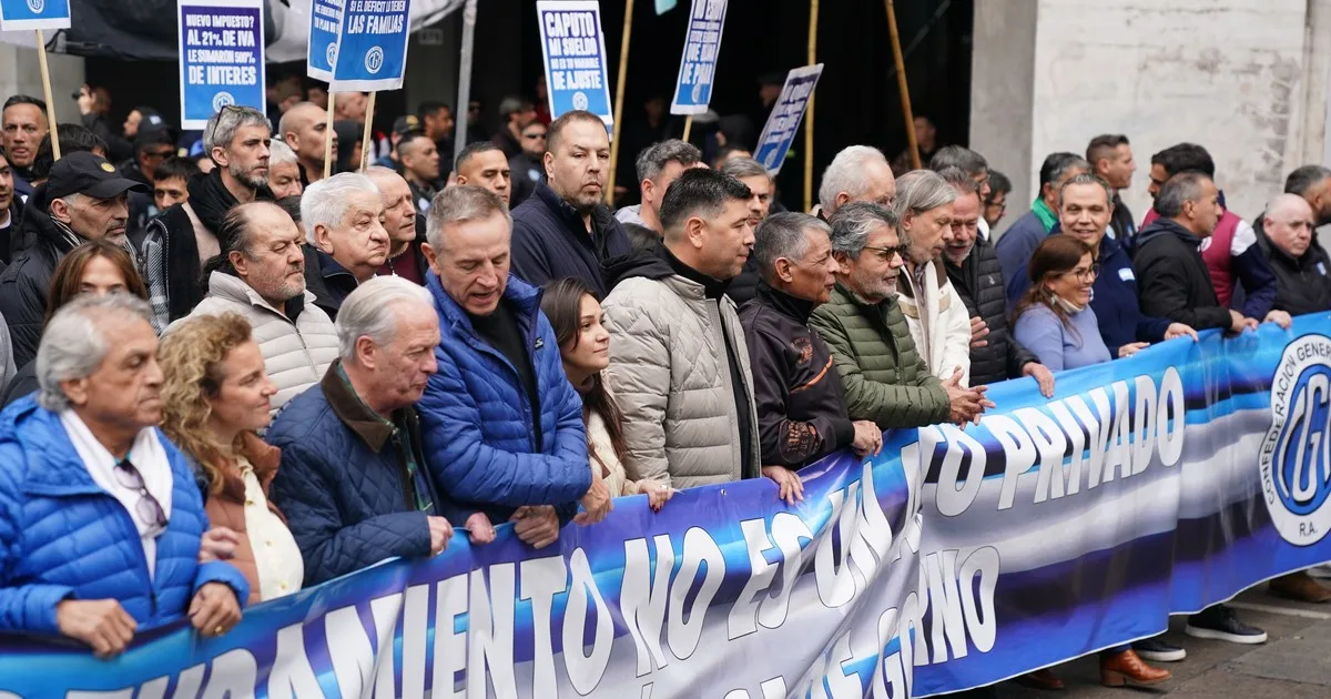 La CGT vuelve a protestar contra Milei con una marcha al centro porteño en defensa de la industria nacional