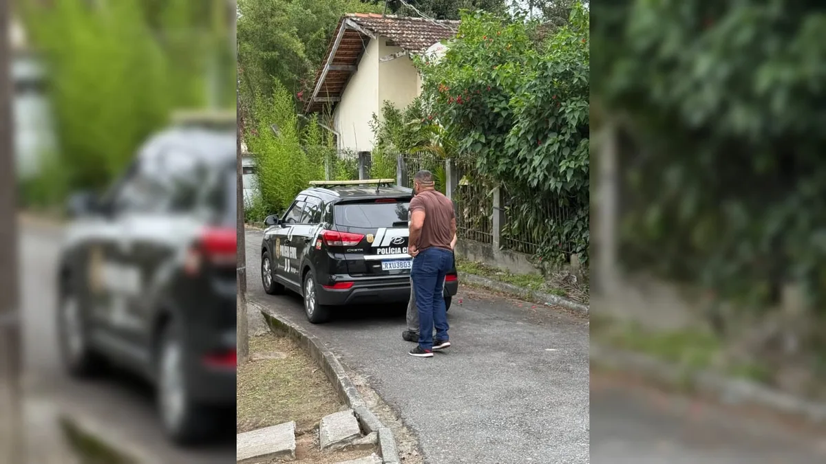 Mãe encontra filha em posto de saúde por coincidência, descobre estupro e suspeito é preso em SC