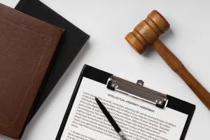 Ordem de prisão com mandado cancelado é ilegal e impõe soltura imediata
