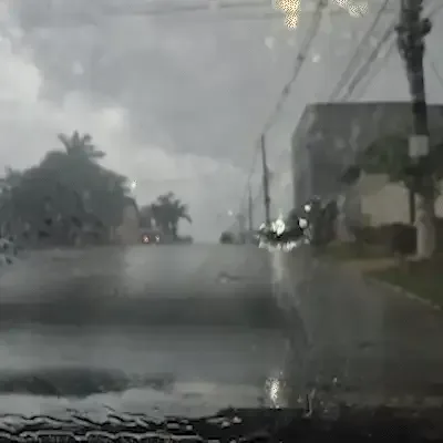Sob alerta de temporal, interior amanhece chuvoso em MS