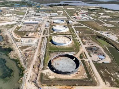 US oil reserve hits 44-year-low amid Iran war, global energy shortage