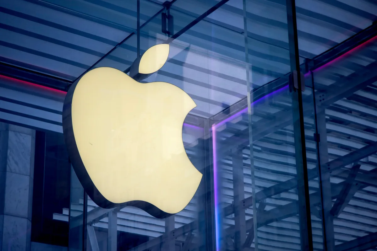 Apple tests foldable iPhone with iPad-like app layouts, TouchID: Report