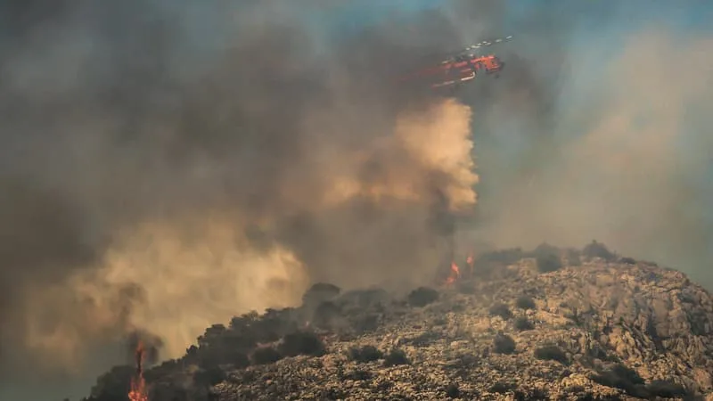 Belgique, Espagne, Grèce... Les images des incendies qui ravagent l'Europe