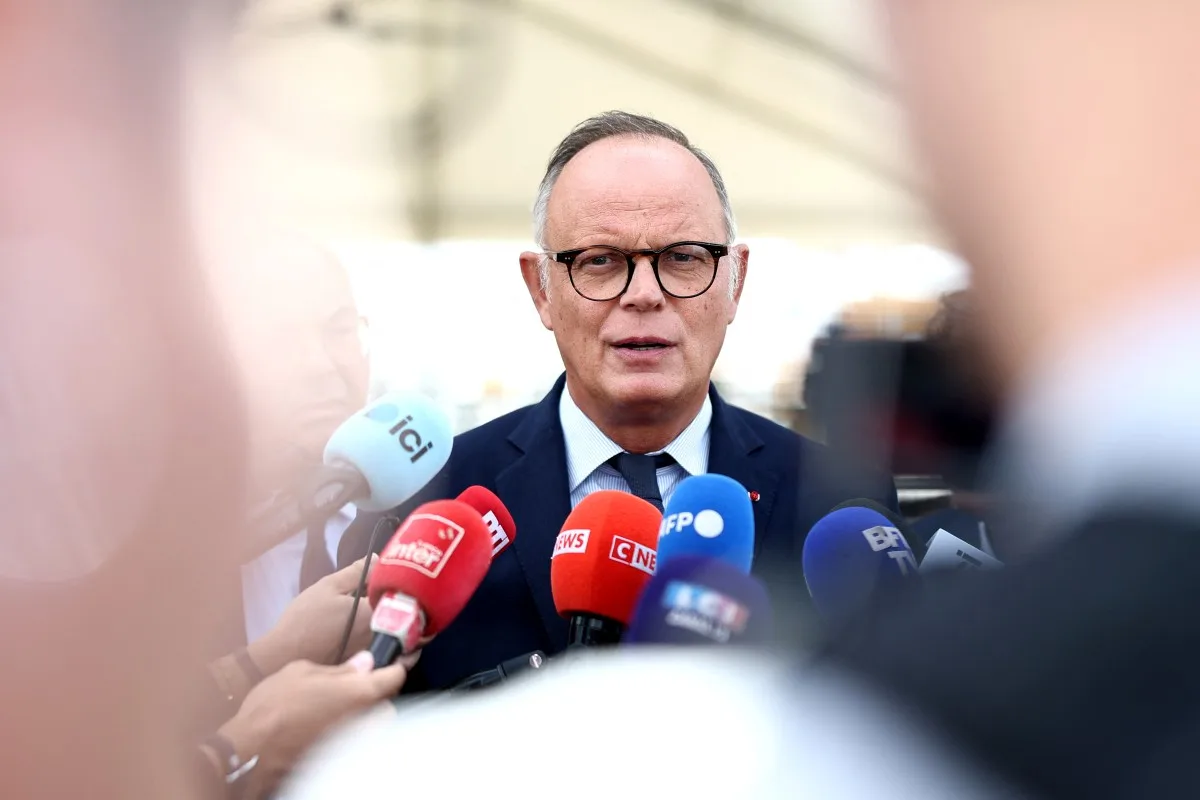 "Édouard le flemmard", reflet de l'obsession présidentielle, symptôme de l’immaturité démocratique de notre société