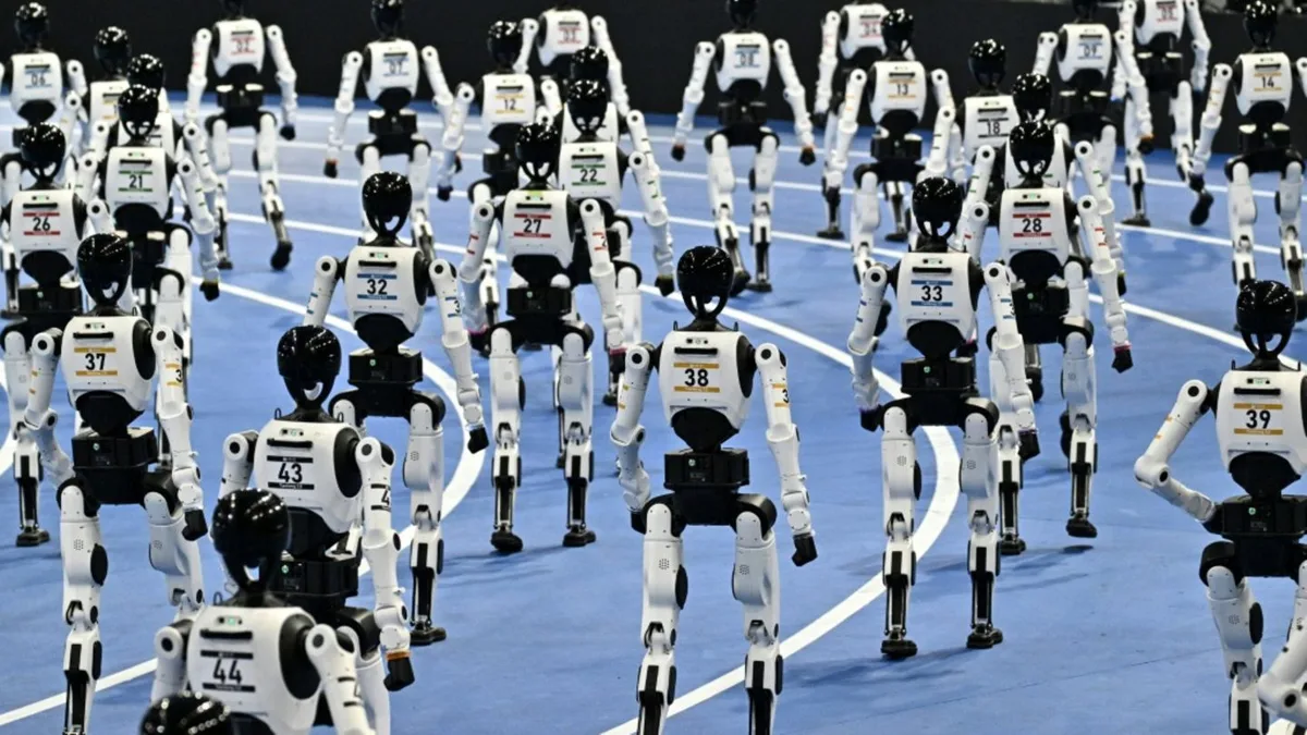 Humanoide Roboter brechen bei Weltmeisterschaften in China menschliche Rekorde