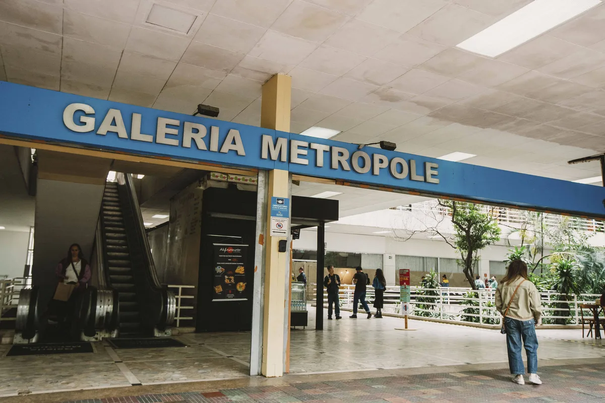 Galeria Metrópole em SP restringe acesso após ato pró-Lula marcado em seu entorno