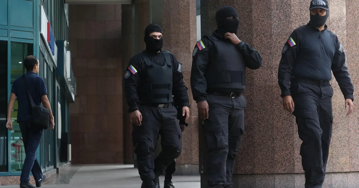 Venezuela desmantela los puestos de control policiales usados durante una década para la vigilancia y la represión
