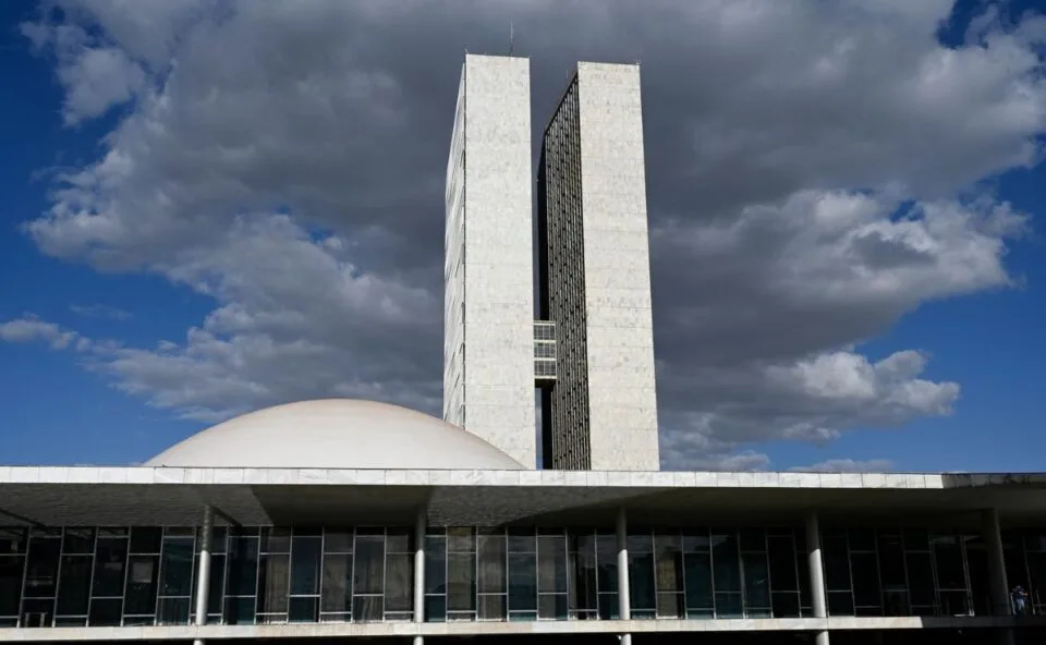 Conheça os suplentes dos candidatos ao Senado pelo Paraná nas Eleições 2026