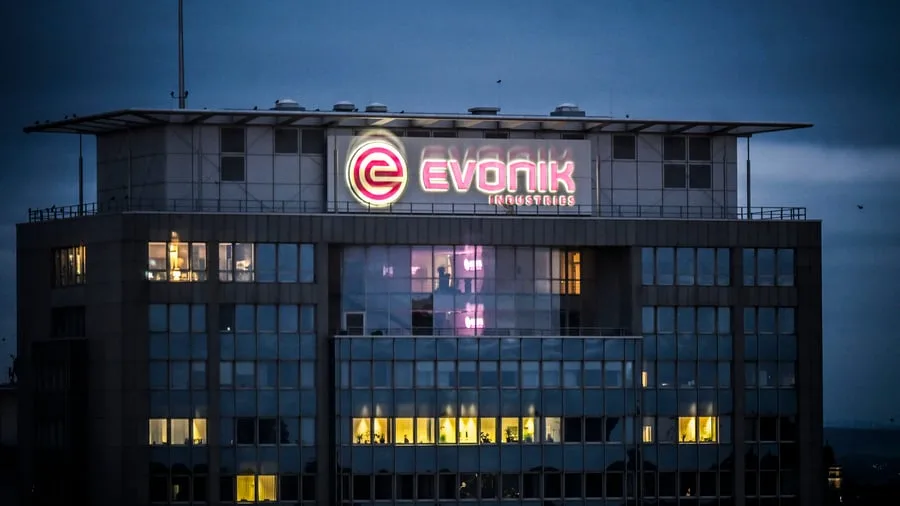 Industrie: Lieber Jäger als Gejagter: So kämpft Evonik gegen den Verkauf an BASF