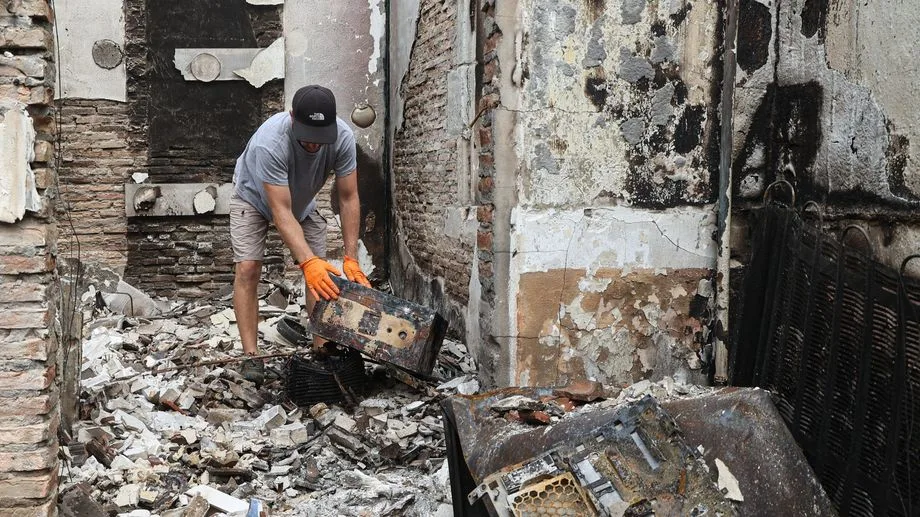 Le coût des incendies cet été en Gironde, dans les Landes et le Var évalué à 500 millions d'euros par France Assureurs