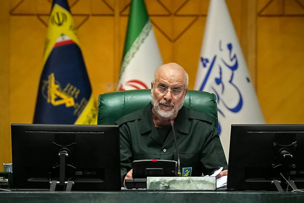 Irán recalca que el paso de Ormuz seguirá cerrado hasta que EEUU cumpla con sus compromisos