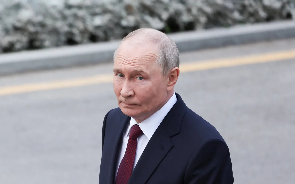 Face à l'enlisement de la guerre en Ukraine, Poutine tenté par la fuite en avant