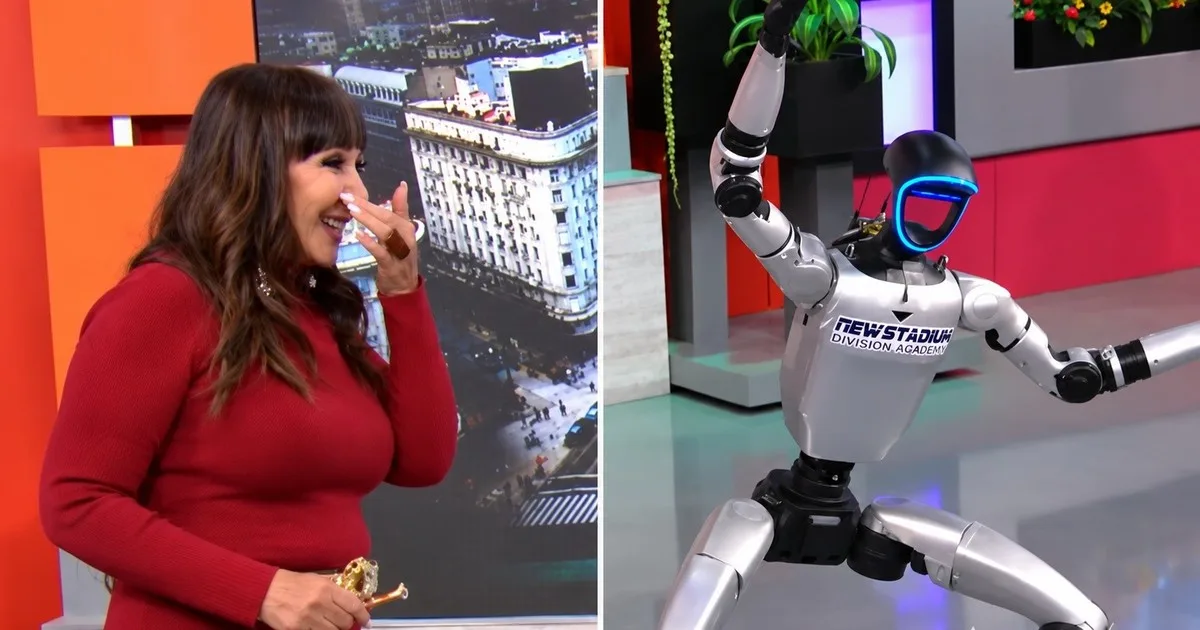 Moria Casán sorprendió al conducir su programa junto a un robot y habló de su vínculo con la inteligencia artificial: qué busca y cómo interactúa con ChatGPT