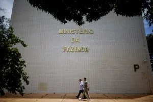 Horas após governo de SP acionar STF, Fazenda libera R$ 5,4 bilhões para o estado