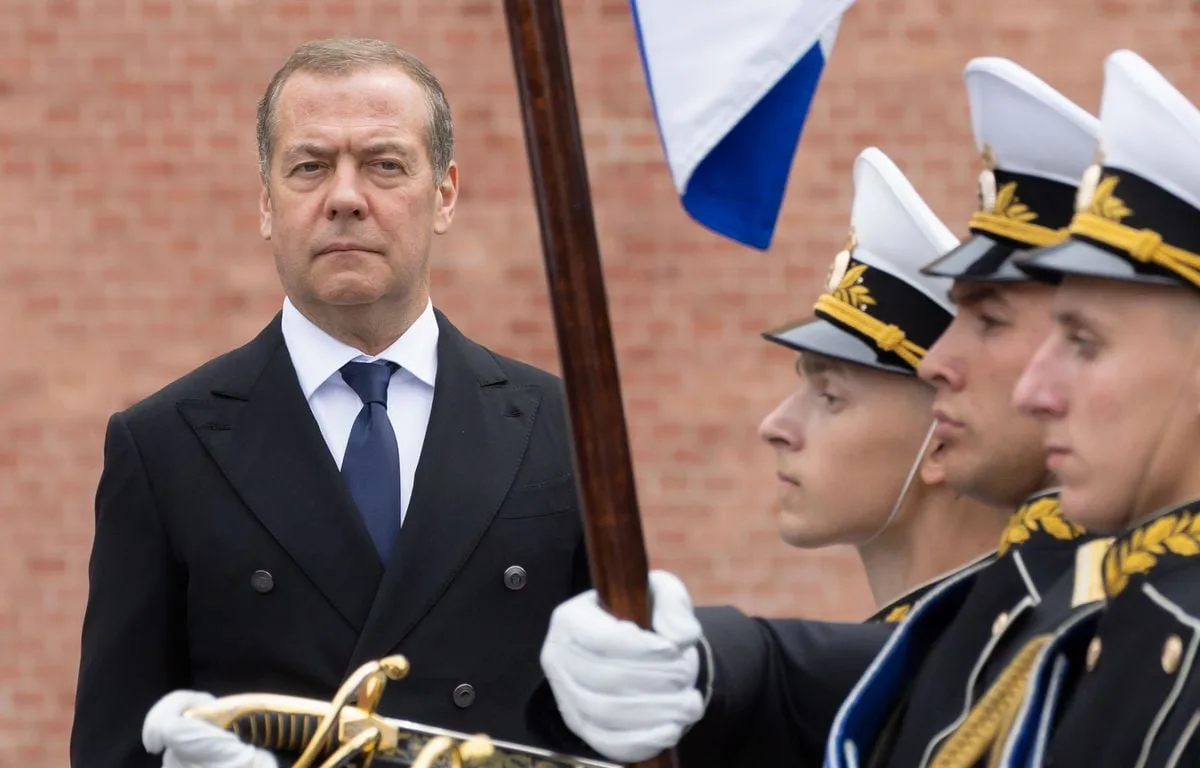 Guerre en Ukraine : « Russophobe », soutien des « nazis à Kiev »… Medvedev charge violemment le RN