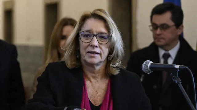 Governo congratula-se com aprovação do alargamento da licença parental