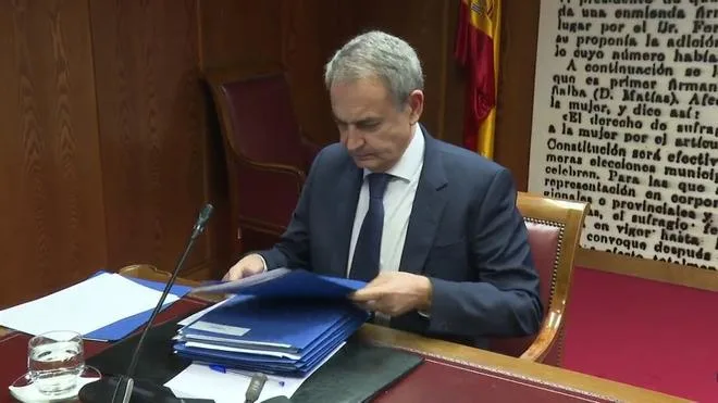 Zapatero atribuye sus joyas a un regalo del mismo rey saudí que pagó 65 millones de euros a Juan Carlos I