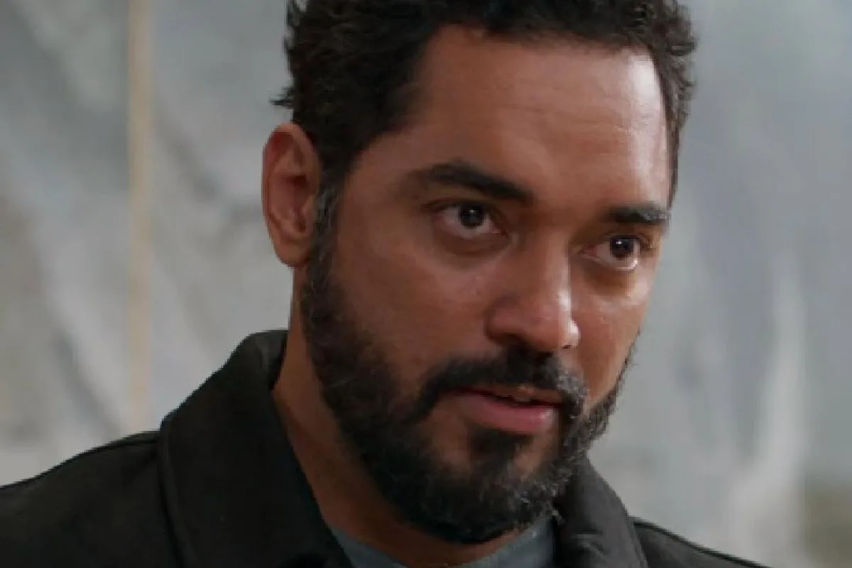 Serginho Groisman comete gafe ao citar relacionamento de Thomás Aquino