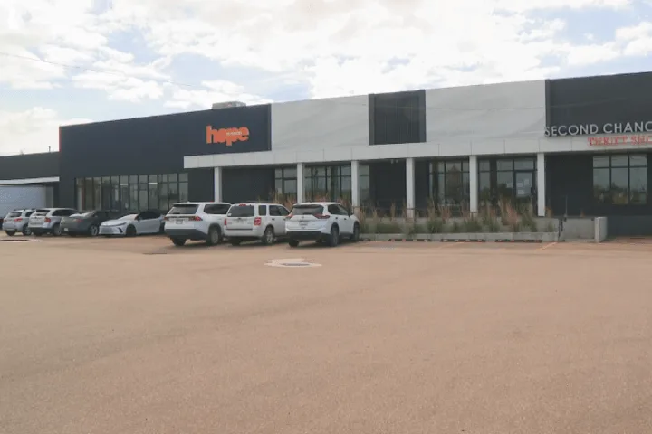 Hope Mission looks to expand permanent shelter services in Edmonton