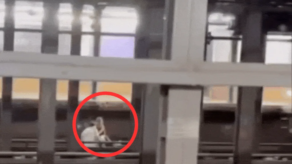 Hugs, kisses mins before tragedy: Indian woman jumped to save friend, both killed by train