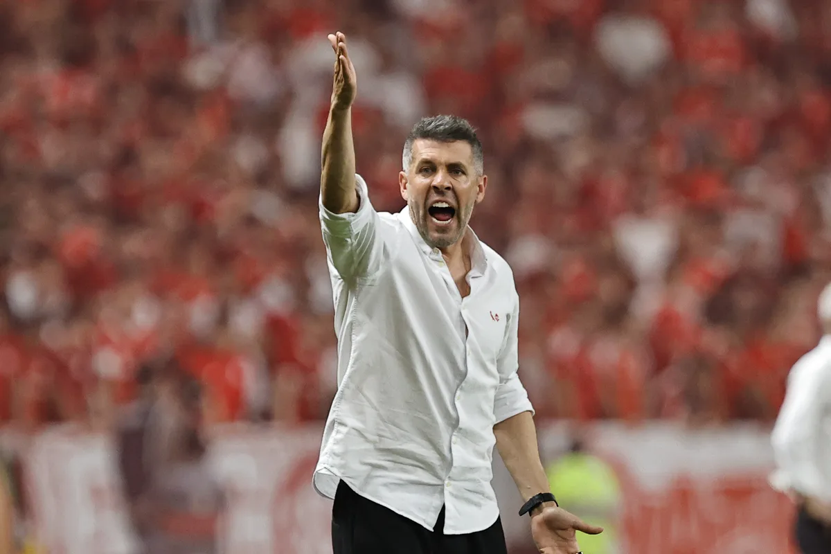 Inter se mobiliza para frear crise e evitar volta ao Z-4 antes de Gre-Nal decisivo