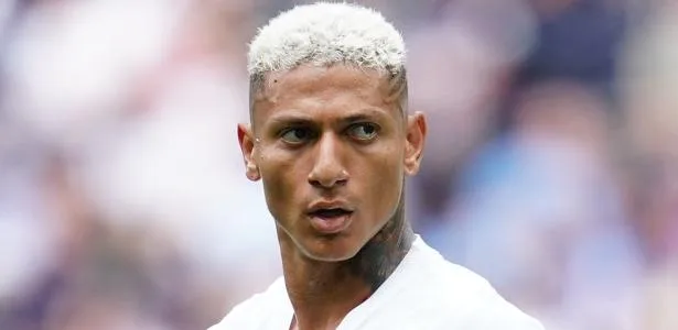 De Zerbi sobre Richarlison: 'Não posso ficar rezando para que fique'